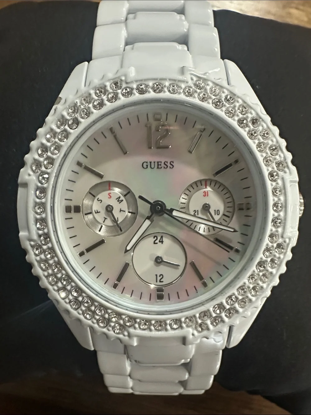 GUESS White & Crystal Waterpro Watch G12543L - Good Condition